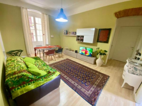 Center House 272